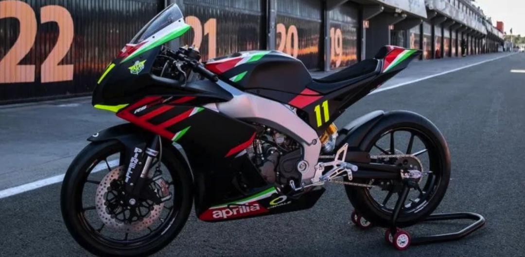 阿普利亚推出单缸rs250sp跑车售价高达约75万元