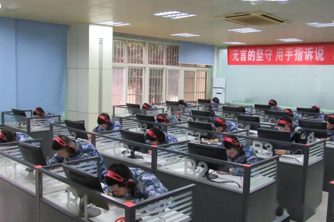 滴答滴滴答是报务兵跳动着的青春音符