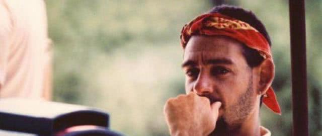 拉菲亚曾创作执导了惊悚电影《迅雷先锋》,《灭鼠大战》及电视迷你