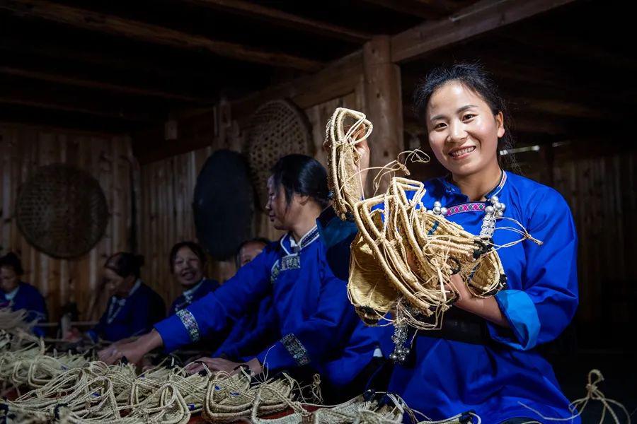 生態特色雲上銷售天柱縣居家扶貧工廠拓寬苗侗婦女致富路