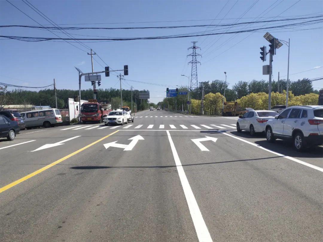 交通工程标线换新衣道路换新颜