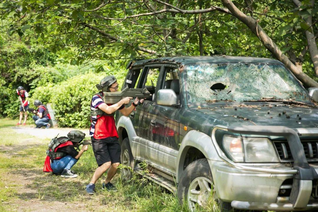 赏枫踏青就在城市绿谷还有五一大礼包送给你