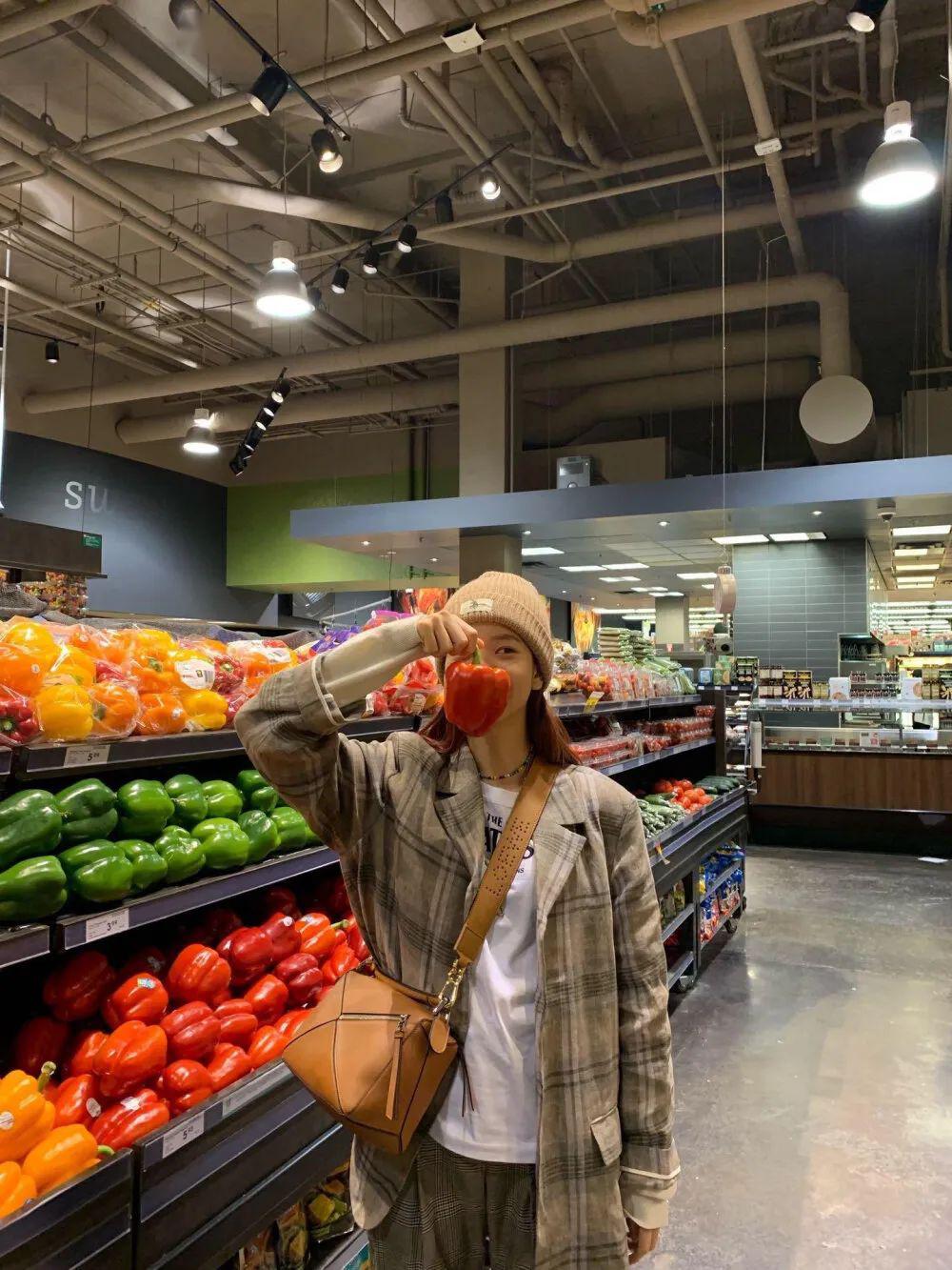 教你一套踏春挡脸拍照法随手一拍都是大片