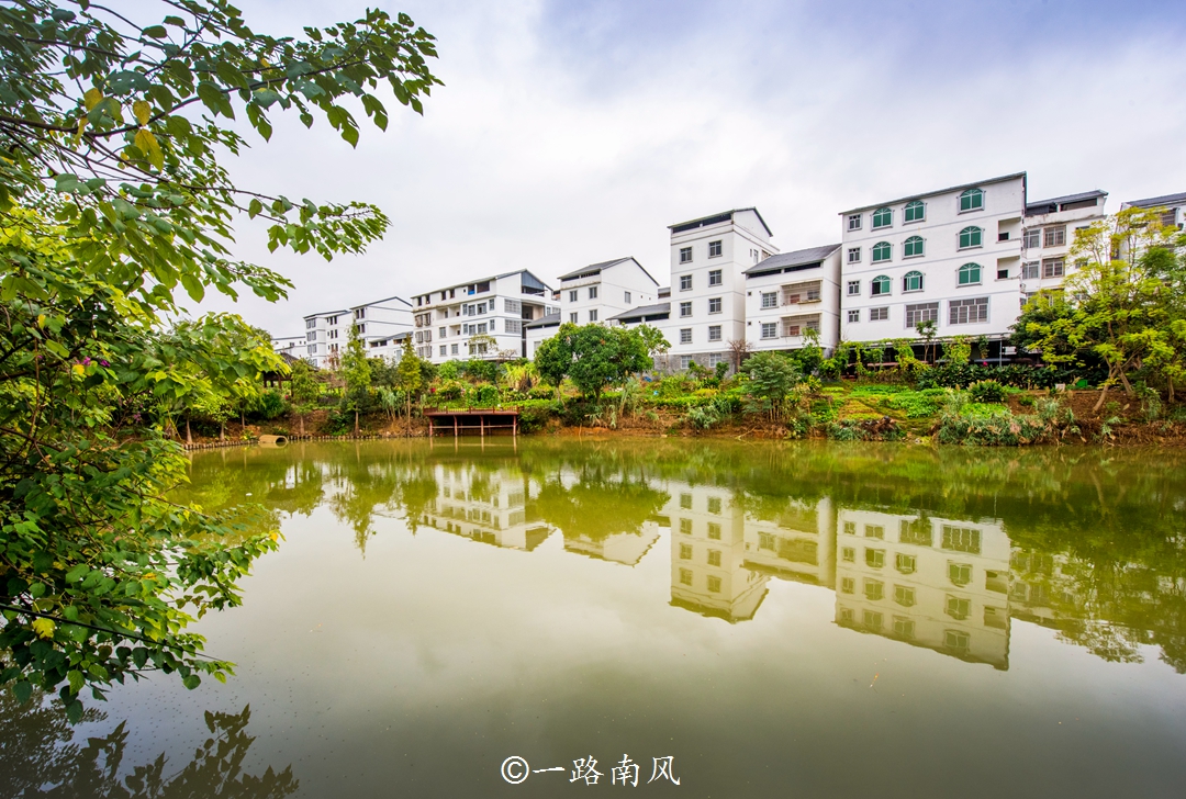 忠良景区位于南宁西乡塘区石埠镇,距离高铁南宁东站约39公里,距离南宁