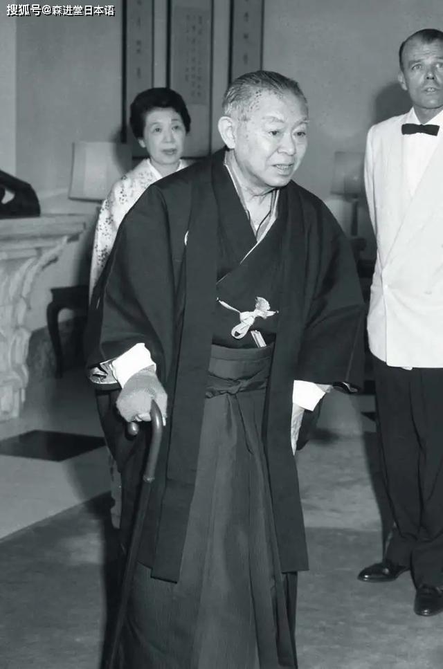 带你走进源氏物语现代文的译者谷崎润一郎的世界