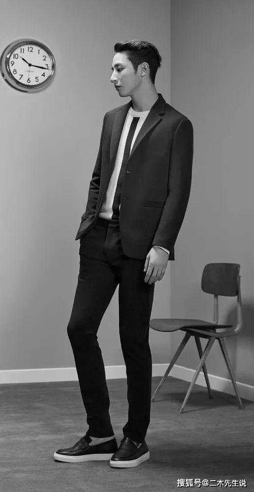 184cm韩国江南太子李洙赫一副禁欲脸,神仙颜值惹人爱!