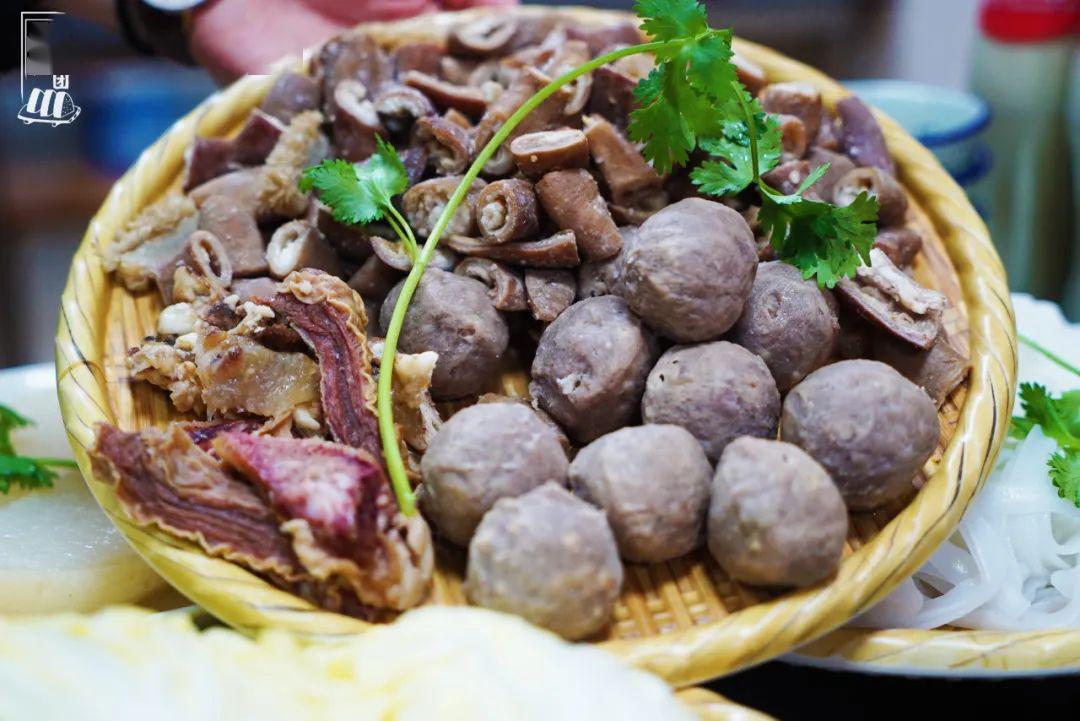 一次过足牛杂瘾88元开吃美味牛杂煲套餐