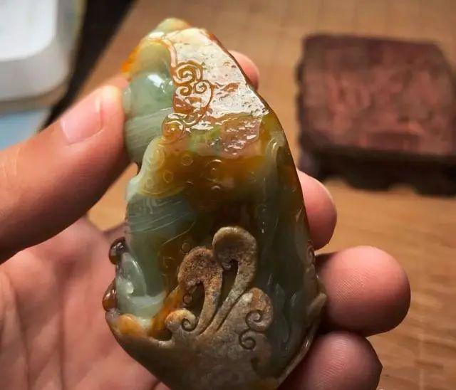 大马坎原石雕刻后成品灵性十足真的是太惊艳了