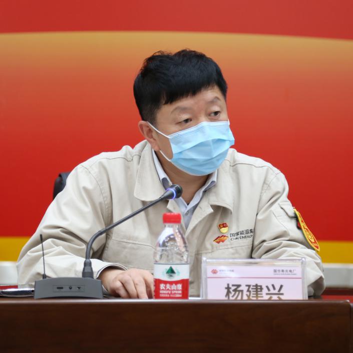 董事长给全体青年团员讲授一堂《提一流标准 建时代新功》主题团课