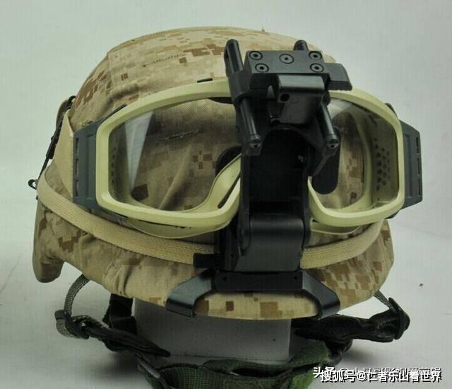 系统mhw热带作战靴frog手套an/prc-152单兵单台m16a4步枪ta31瞄准镜