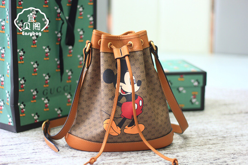 古驰迪士尼guccixdisney联名限量款米奇包包来圈粉啦