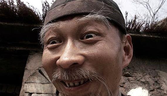 原创他因长得丑演尽坏人还曾吓哭女演员但妻女却很美