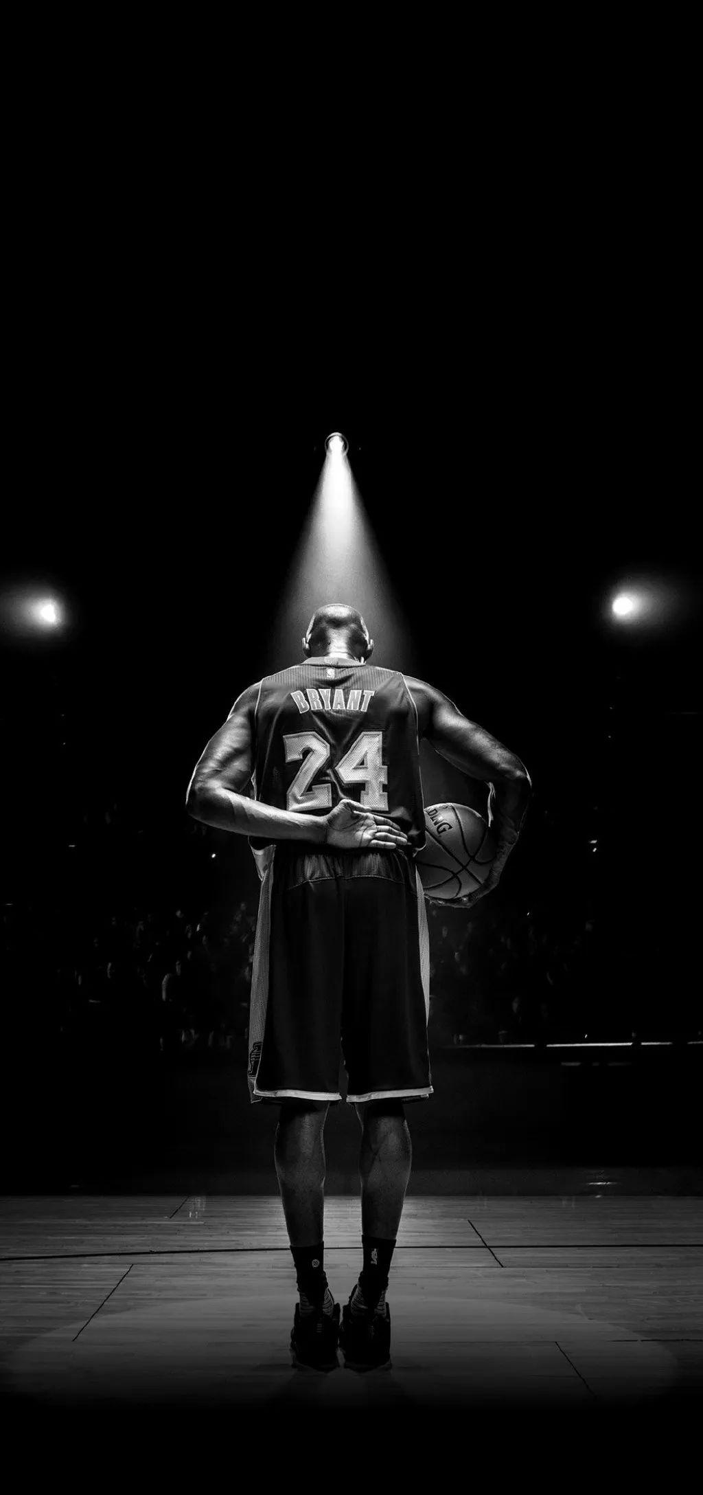 《the last dance》,不过近日外媒也传出了一支关于科比的纪录片也