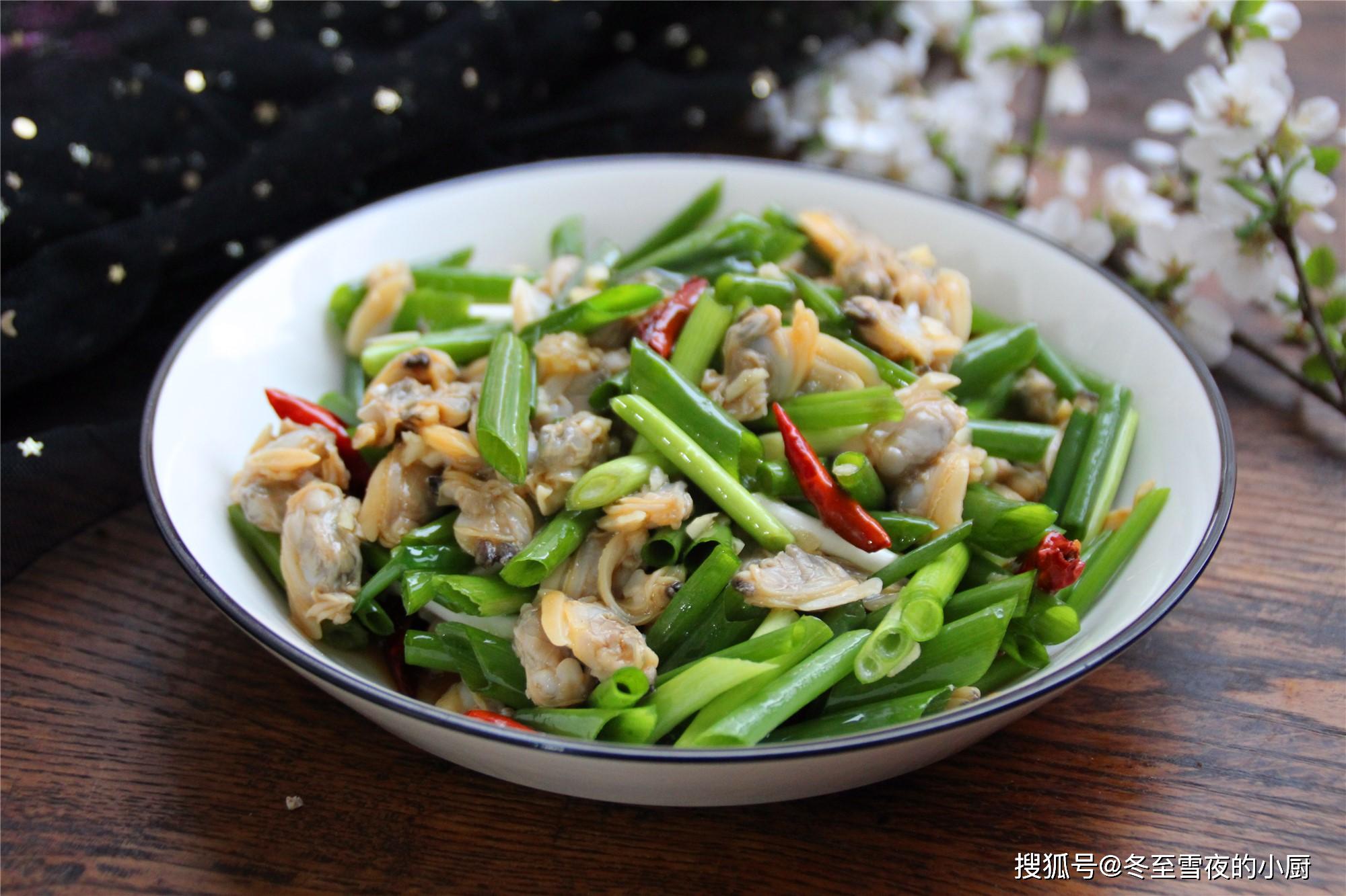 天热,花蚬子教你这样做,比炒的好吃,是夏季一道不错的下酒小菜