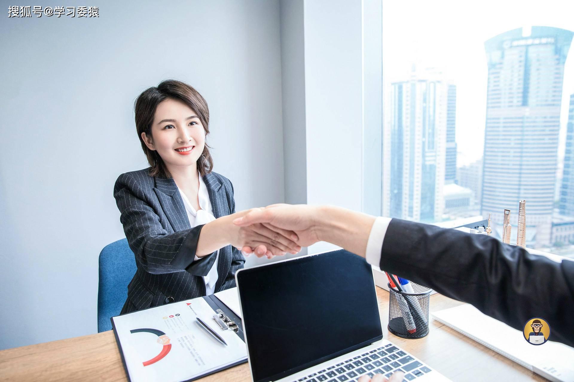 办公室政治太复杂?单纯不是你的错,理解这3条潜规则逆袭_职场