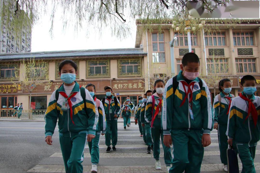 卓尼:好久不见,春风十里不如校园有你!一大波图向你袭来_小学