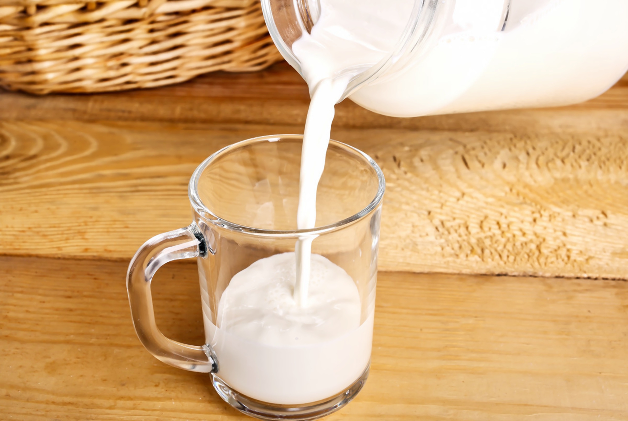 先卖个关子:谁知道"小牛奶"是何物?