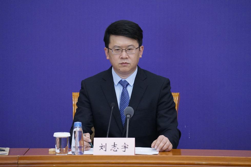 援鄂医疗队代表:90后队员既让人感动又很可爱_刘志宇