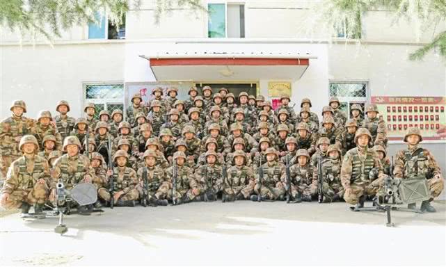 中国人民解放军77675部队61分队先后完成2015跨区基地化训练,2017边防