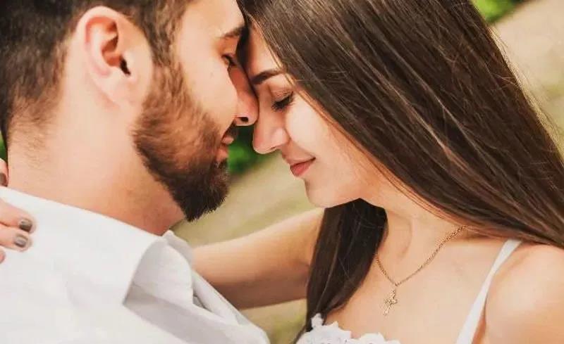 谁不希望下班回家,享受伴侣带来的温馨和浪漫?