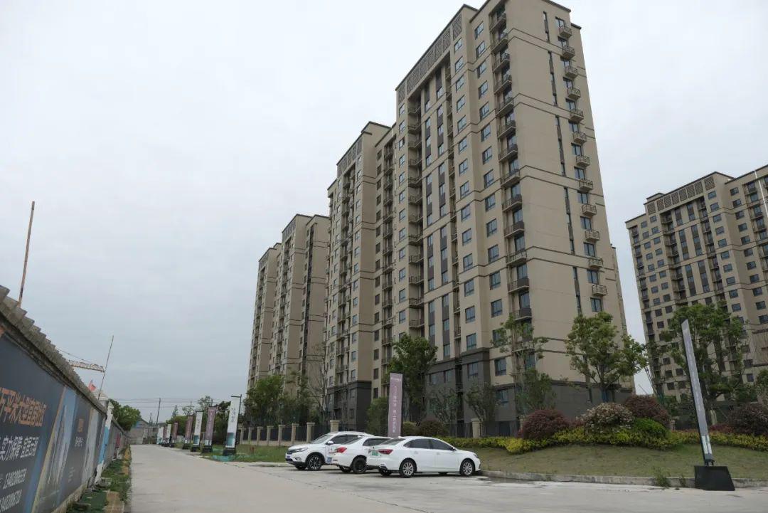 云翔拓展大型居住社区位于嘉定区南翔镇,规划范围为东至惠平路,南至翔