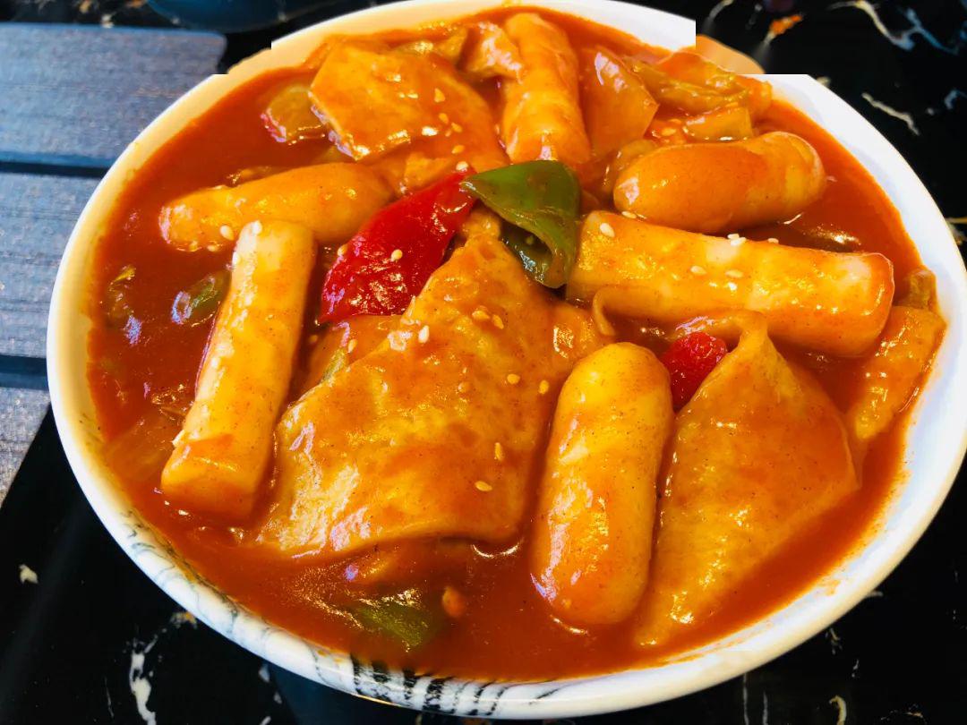 韩国部队锅 酱腌大虾 鱼饼炒年糕 酸甜拌冷面等_韩式料理