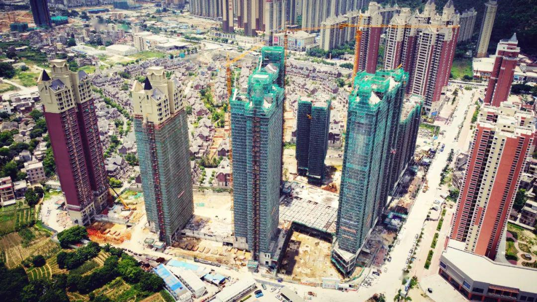 京动云城逆市传奇红盘英伦豪城引爆五一黄金周