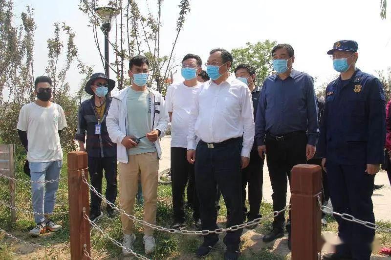 商丘市常务副市长吴祖明督导检查五一期间安全生产和消防工作