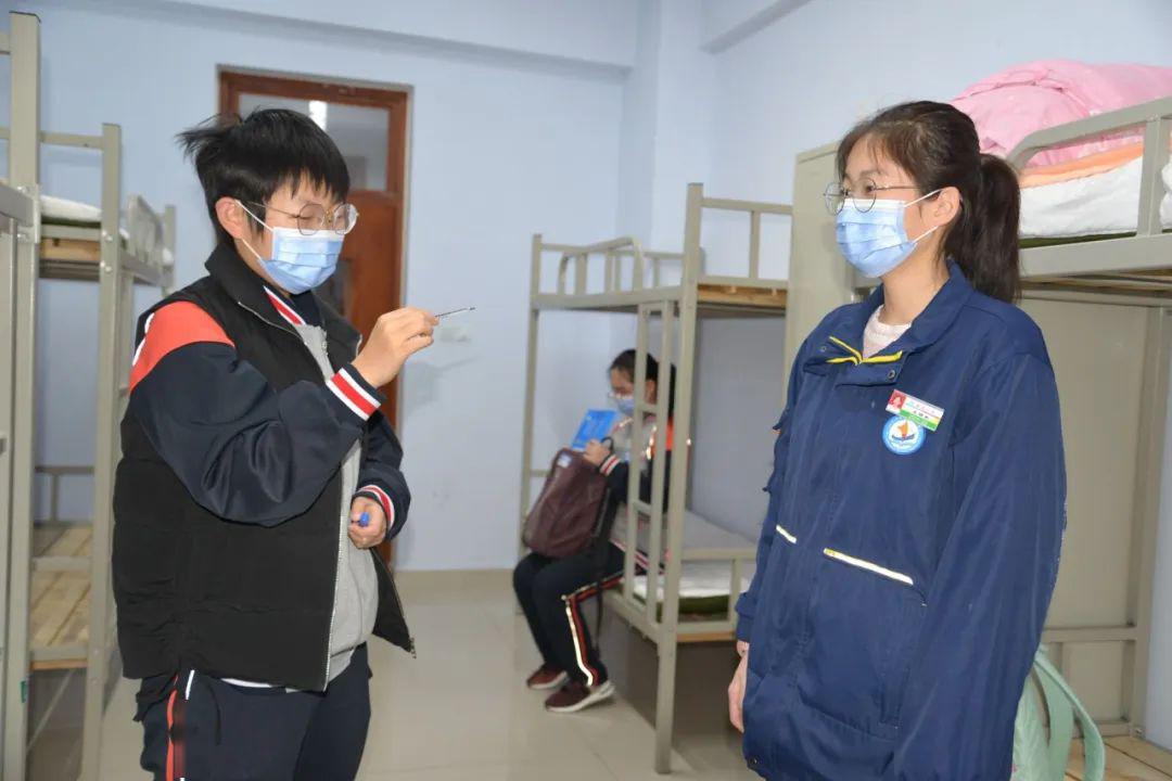 这里是五莲一中