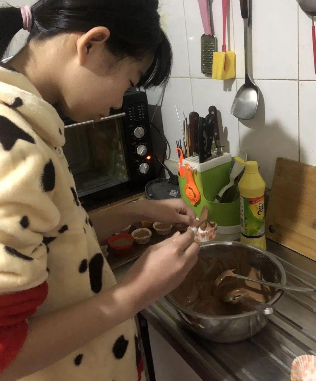 【同心抗"疫" 居家学习】暖暖家庭餐 勤劳小使者_劳动