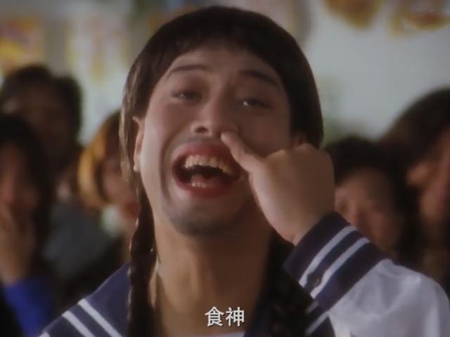 扮演如花的演员名叫李健仁,是周星驰的老同学,他是跟周星驰合作最多
