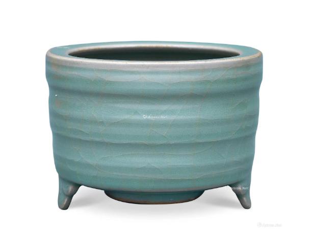 青瓷的鼎盛时期,创烧了石灰碱釉?龙泉窑的千年历史演变!