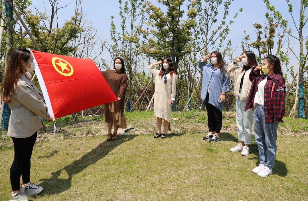 五四正青春奋进正当时古华小学五四青年节系列主题团日活动