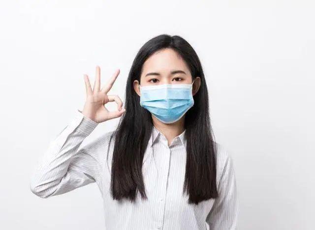 2.坚持科学佩戴口罩