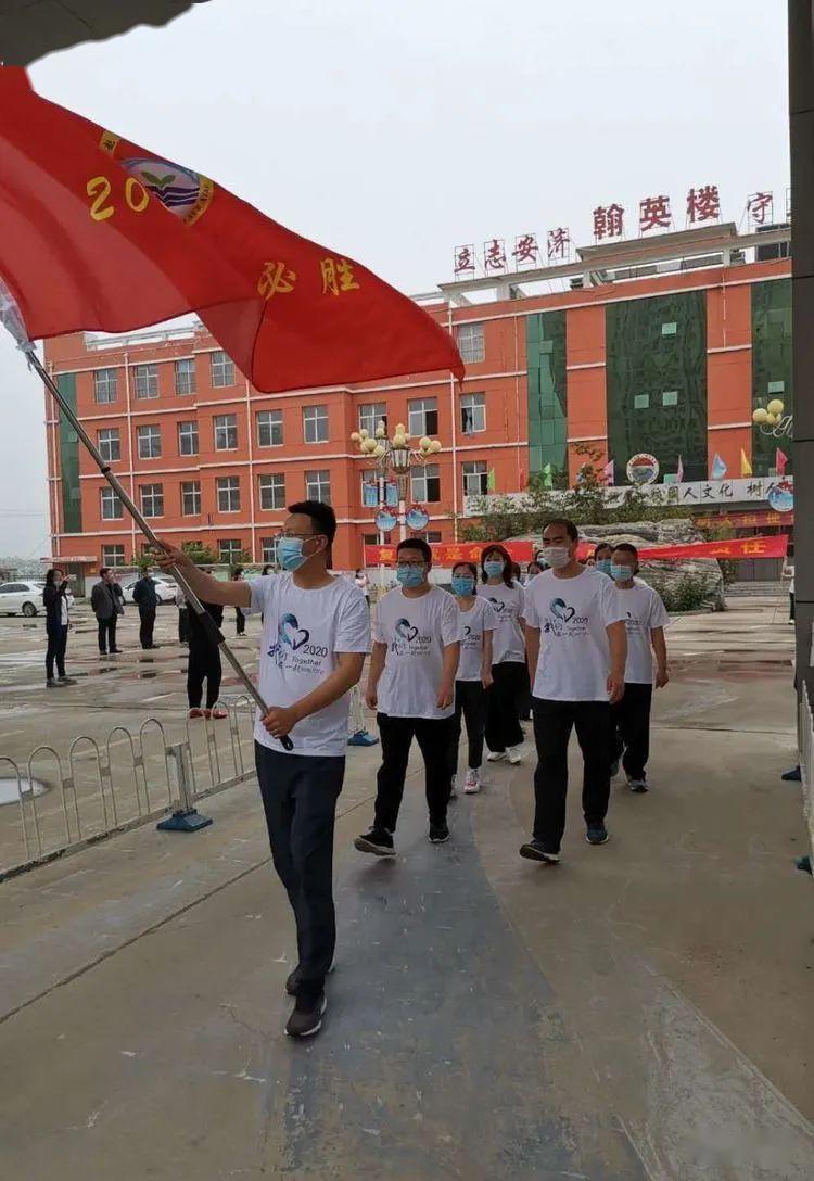 赵县李春学校上天布雨泽喜看蔷薇开