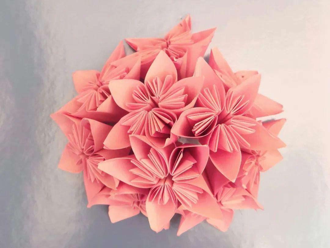 我不知道流星能飞多久,值不值得追求;我不知道樱花能开