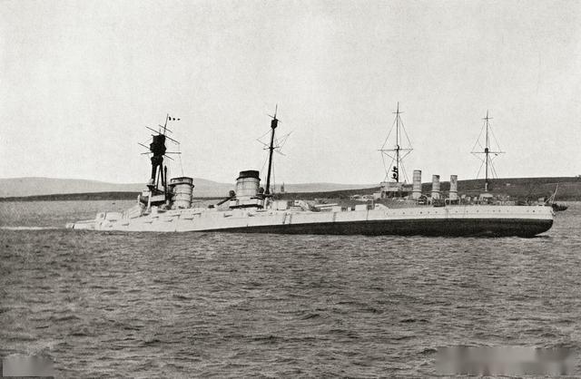 建威号鱼雷炮舰图片