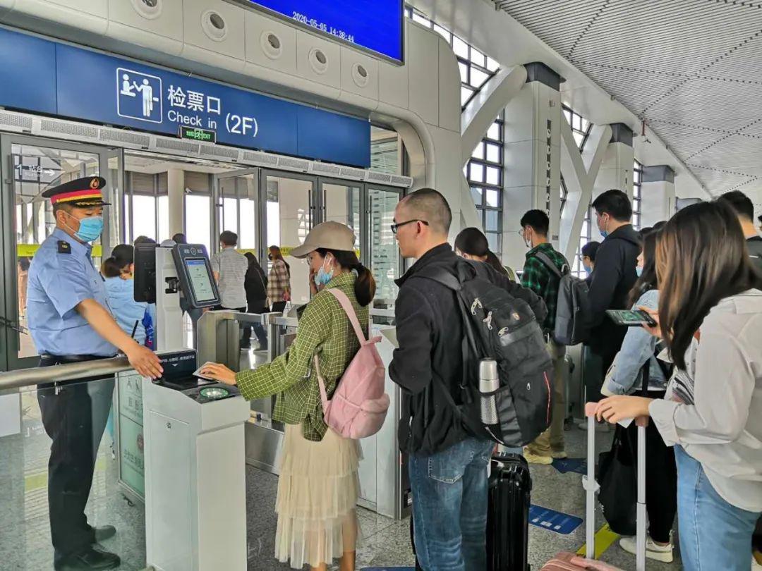 五一假期阜阳站阜阳西站发送旅客超10万人次
