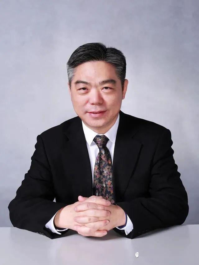 与抗疫英雄做校友疫情上报第一人抗疫英雄张继先武汉大学医学部