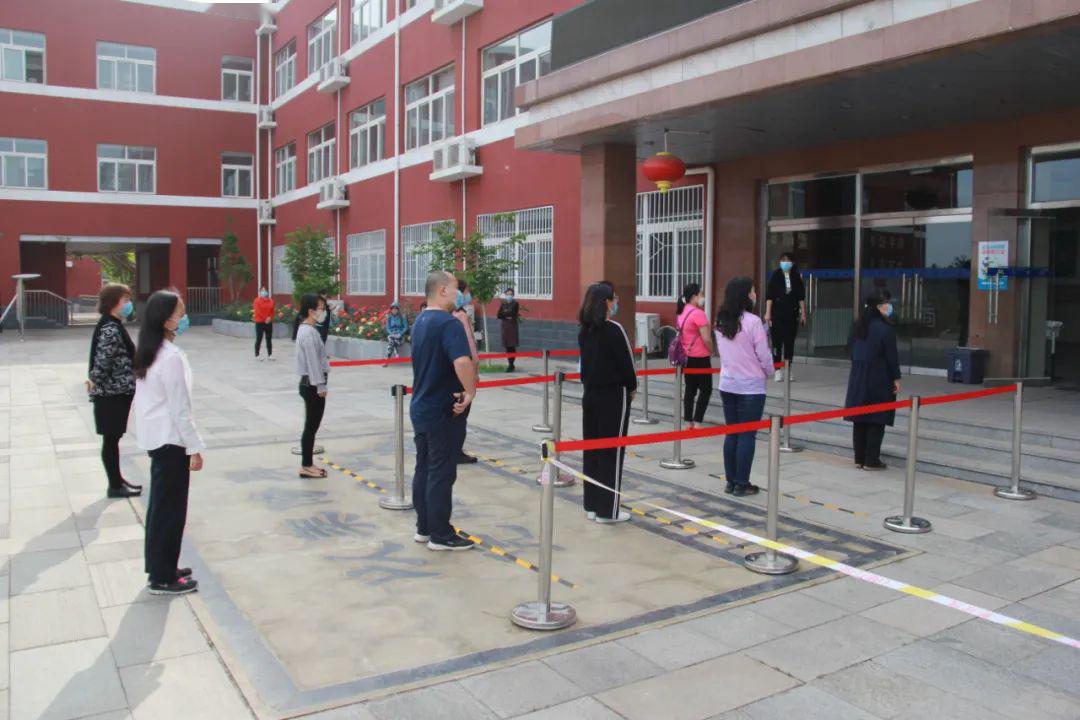 东风中学举行第二次试开学模拟演练