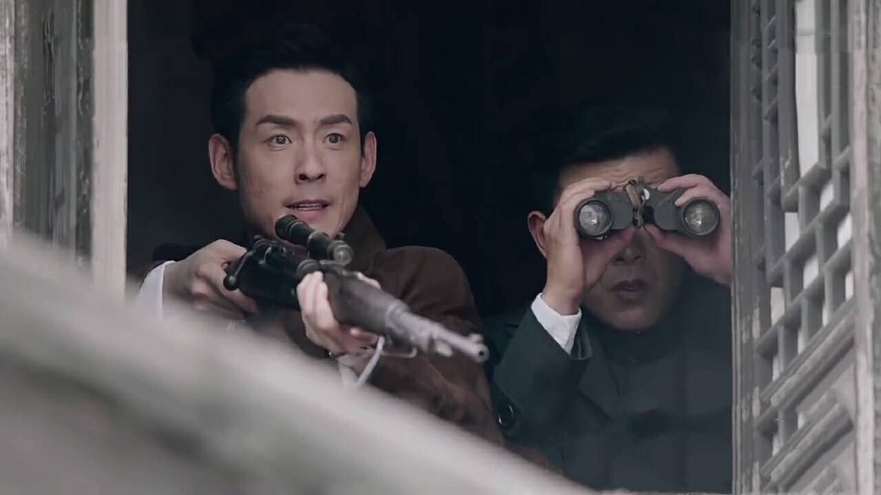 当池诚再次看到叶冲时,本来已经举起枪,但因为心中