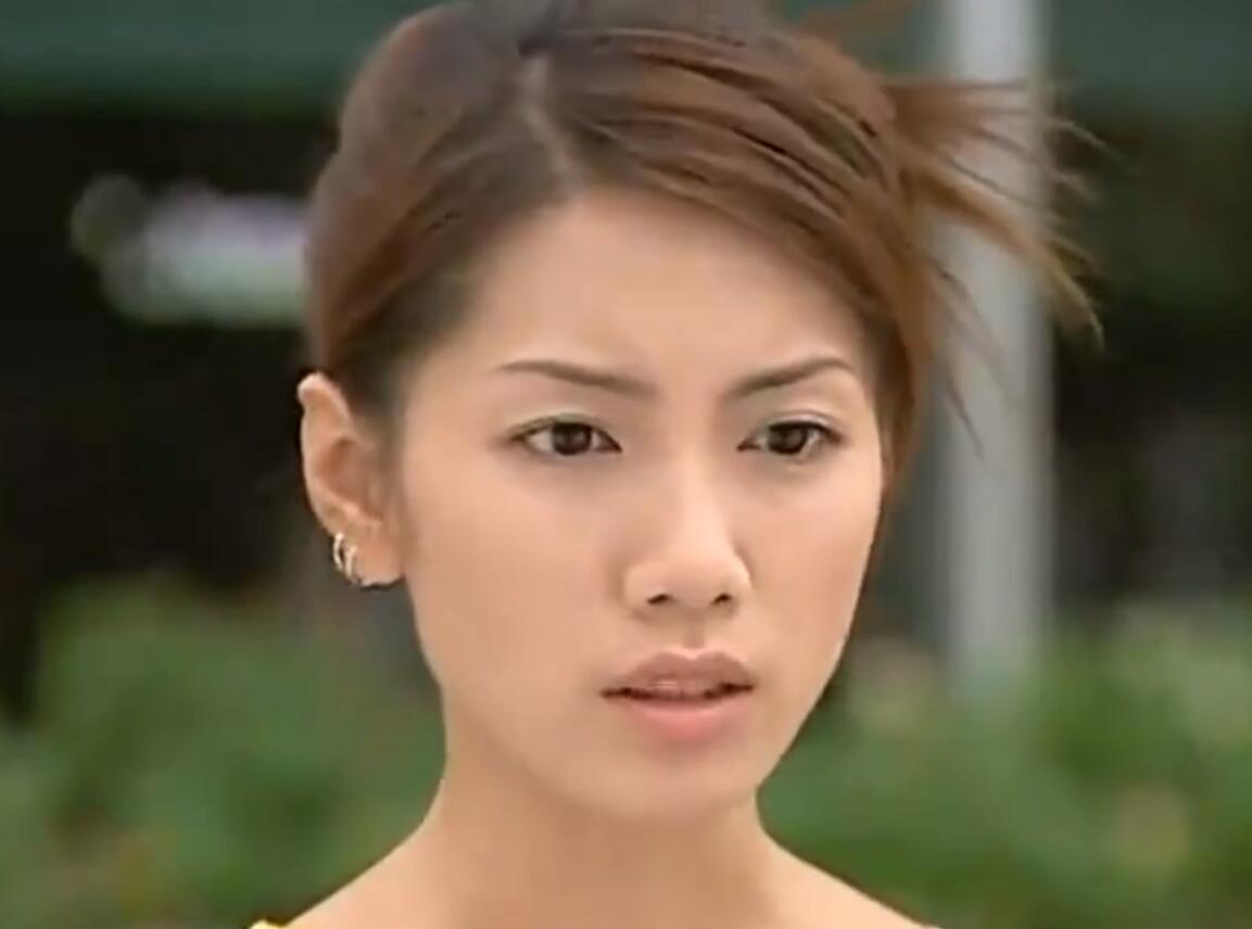 《第八号当铺》爱上自己的外曾祖父,是种怎样的体验?_孙卓