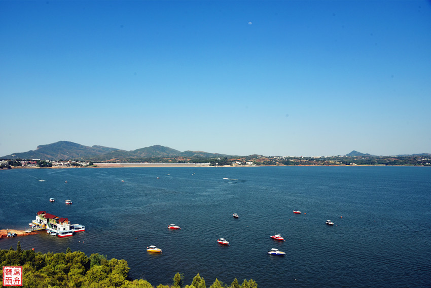 这里是碧波万顷的陆浑水库也是朝晖夕阳的陆浑湖