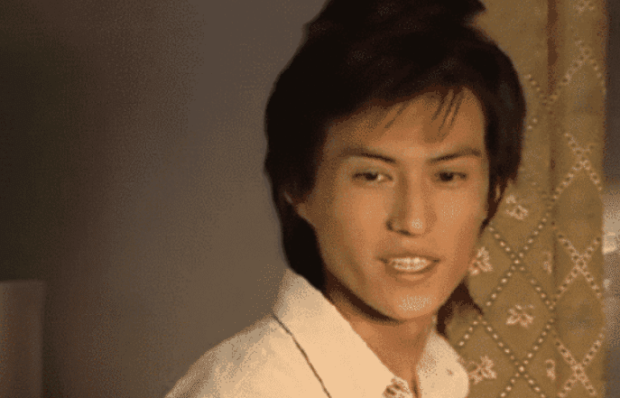 靳东说出道时没王宝强帅,本以为是玩笑话,看到旧照后:打扰了