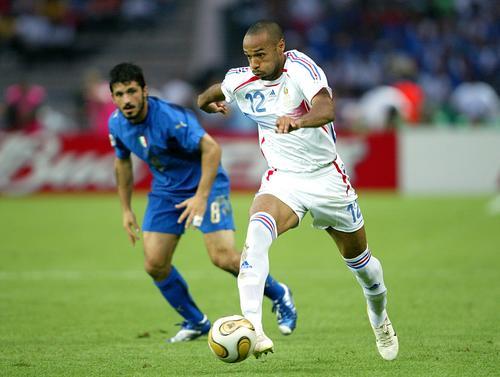 2006足球世界杯众多70后球星谢幕80后球迷的永远青春回忆