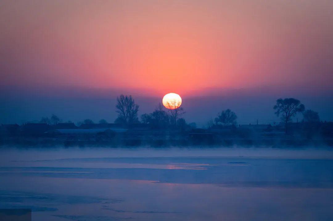 每天陪孩子品一首诗丨《登鹳雀楼》:逼孩子学习不如给孩子梦想_白日依