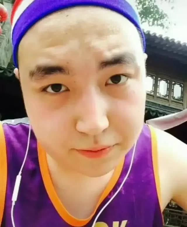 王九龙变的以为郭老师换了个儿子这真是男大18变小奶狗形象出来了现下