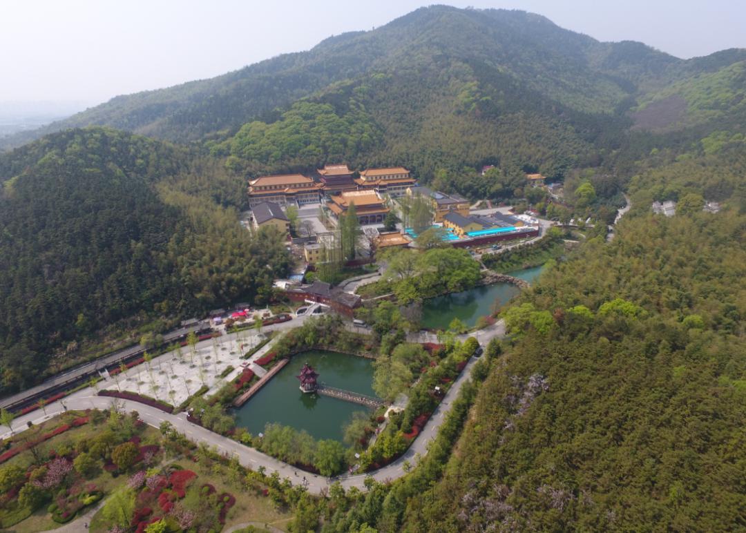 aaaa级旅游景区,国家级森林公园,享有"江北小九华"美誉的冶父山风景区