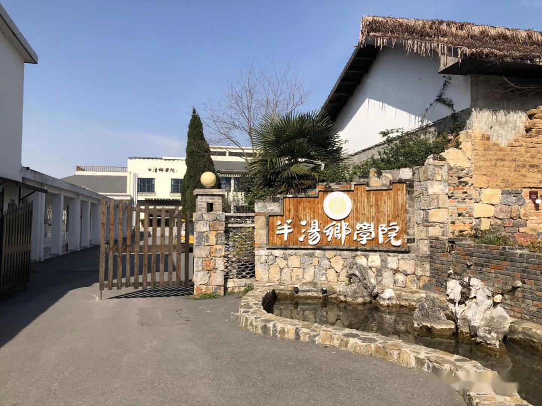 唤醒农村从农民开始三重铸希望望农民之所望