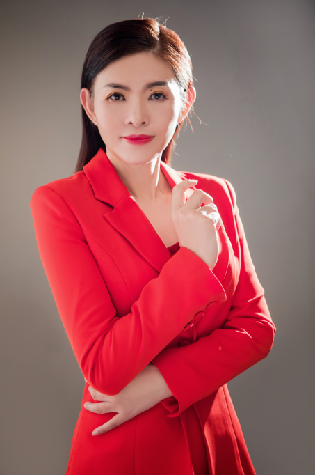 芍瑶殿创始人杨宁:一杯,一油,一艾柱,能抚慰的岂止是身心 芍瑶殿创始人杨宁:一杯,一油,一艾柱,能抚慰的岂止是身心